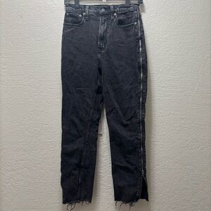 Ultra high rise mom Jean + side zippers
